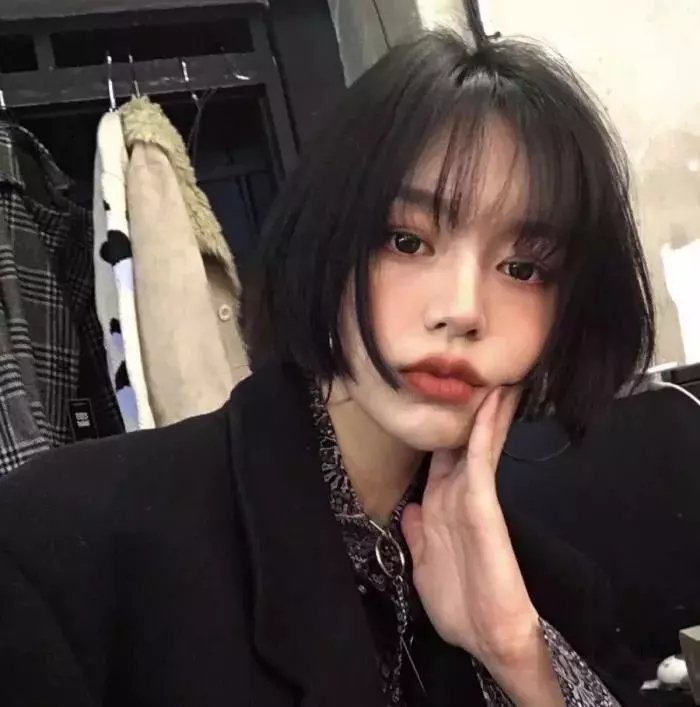 怪异少女神隐